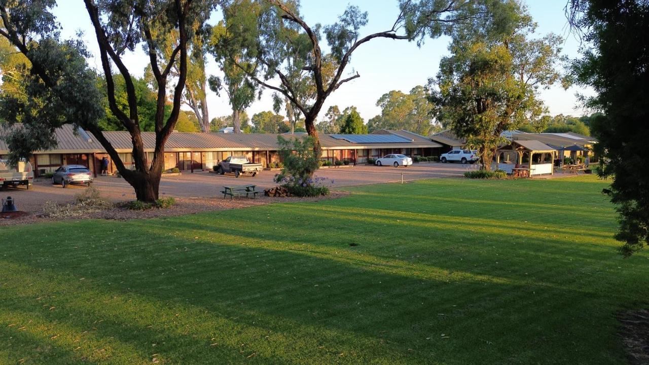 Tatura Country Motel Exterior photo