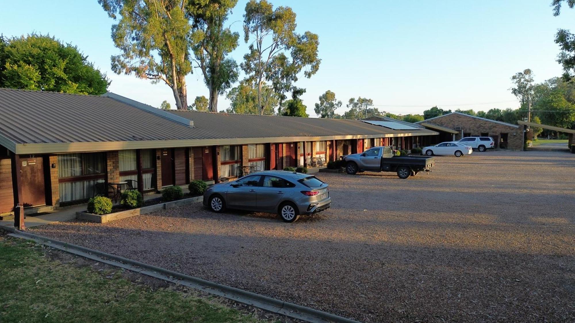 Tatura Country Motel Exterior photo